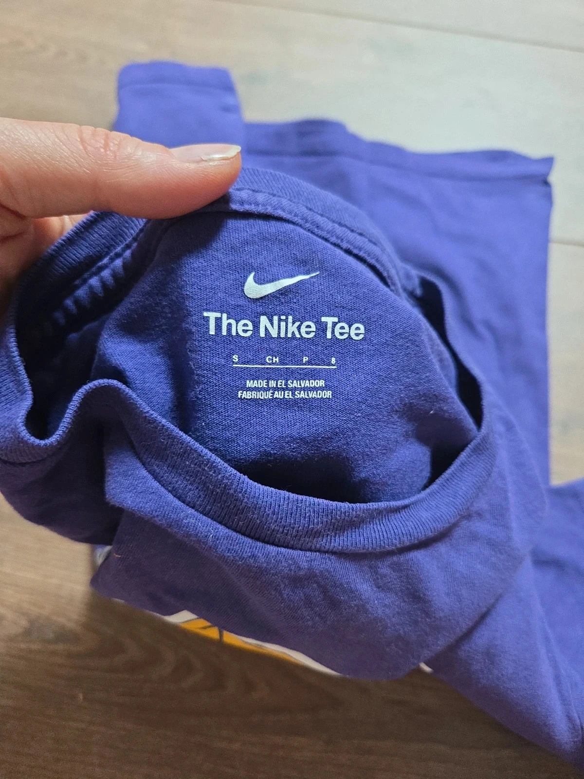 Zwarte joggingbroek en Nike t-shirt 8 jaar – photo 10